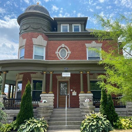 The Victorian Guesthouse Delphos Esterno foto