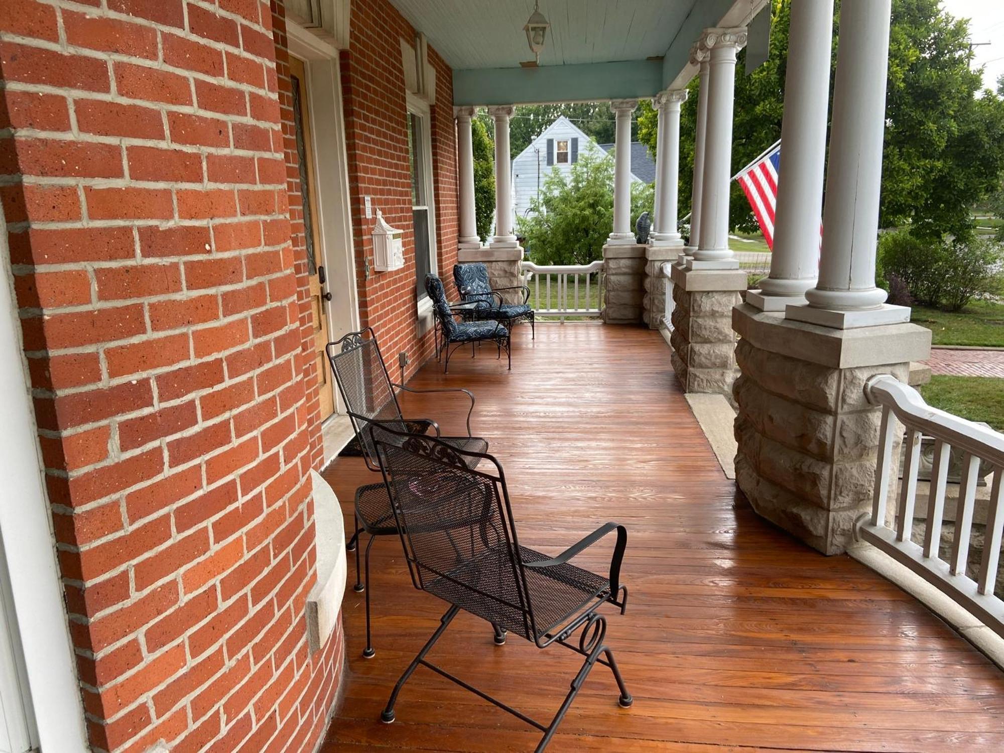 The Victorian Guesthouse Delphos Esterno foto